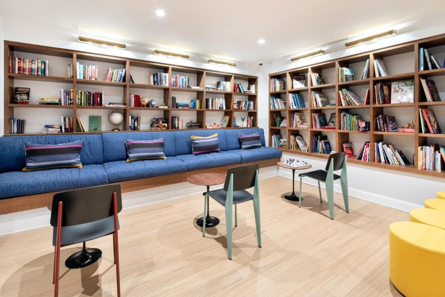Apartment Midtown East 2br W Gym Doorman Wd Nr Parks Nyc-1206 New York
