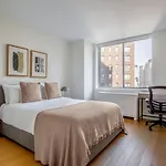 Midtown East 2Br W Gym Doorman Wd Nr Parks Nyc-1206