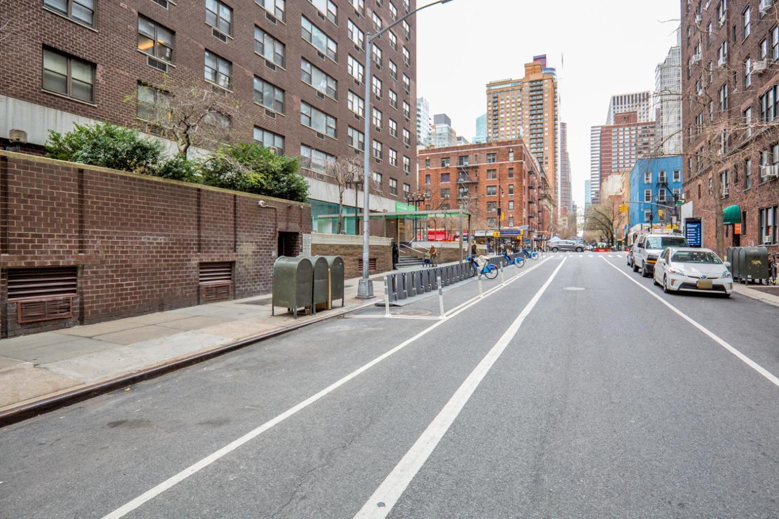 Midtown East 2br W Gym Doorman Wd Nr Parks Nyc-1206 Apartment